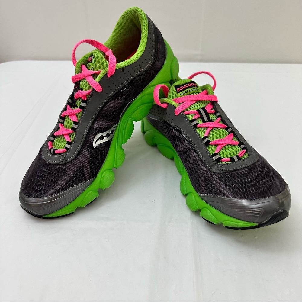 Saucony Women's Black and Lime Green Athletic Running Shoes Size 7.5‎